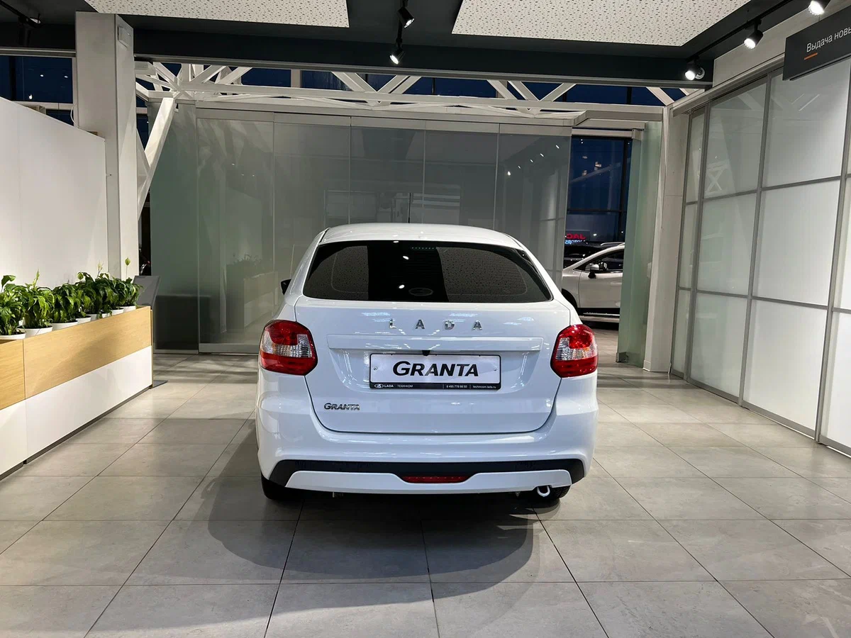 Lada Granta Лифтбек в Самара - фото №4