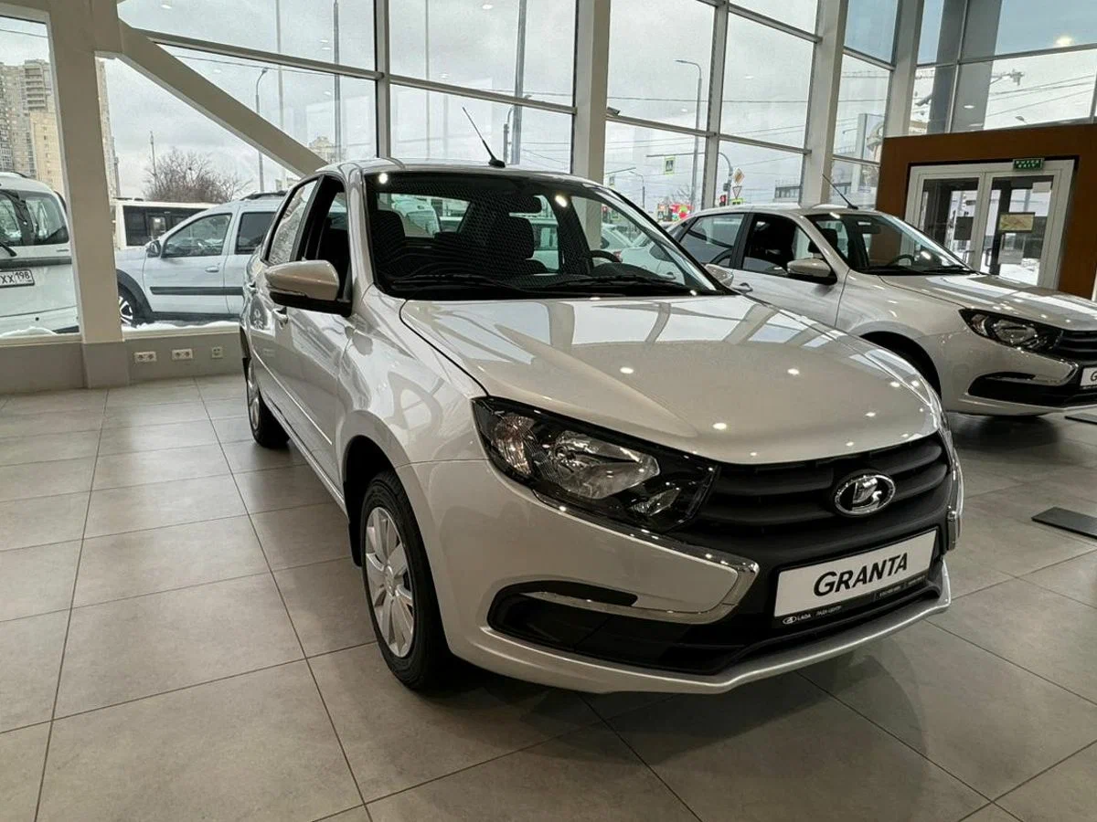 Lada Granta Седан в Самара - фото №2